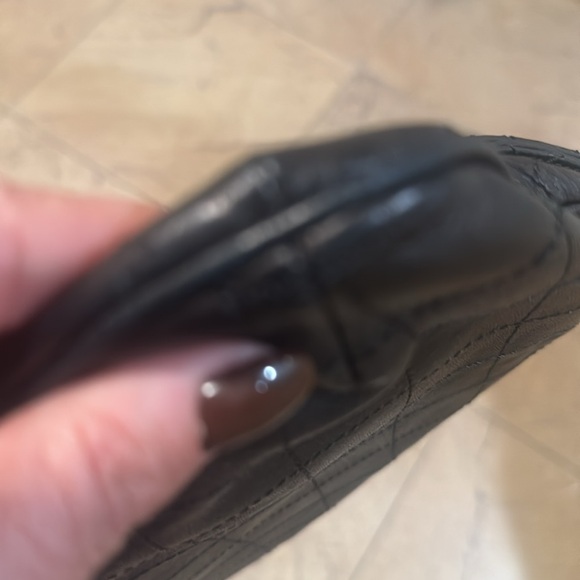 Chanel clutch - Picture 4 of 12